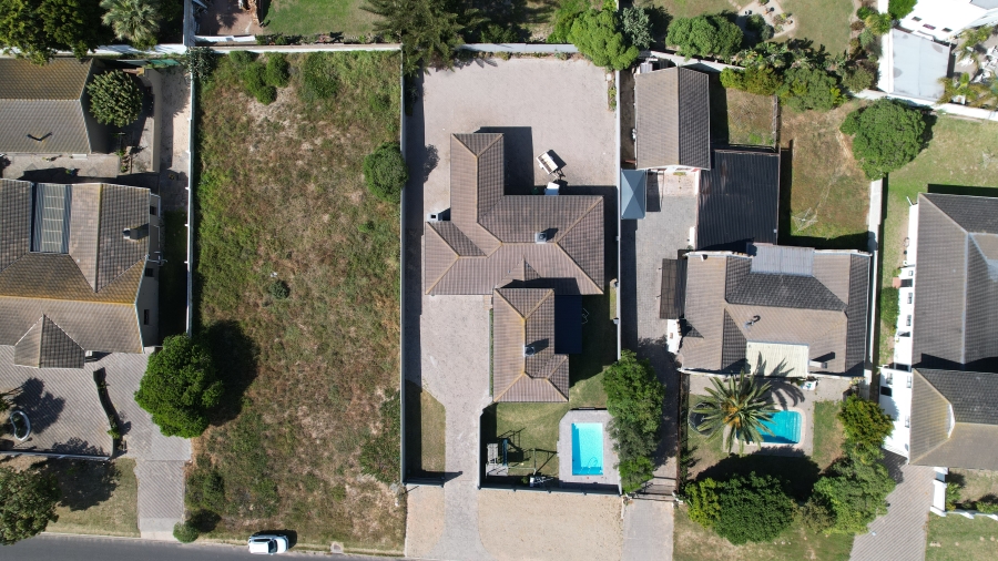 4 Bedroom Property for Sale in Country Club Western Cape
